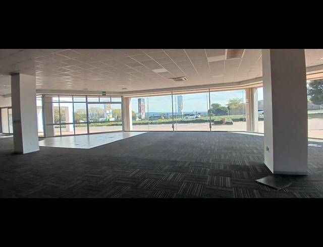 BUSINESS PROPERTY TO RENT IN BRYANSTON